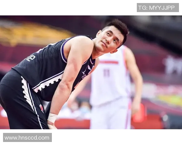 CBA广东队与辽宁队激战正酣赛场精彩瞬间回顾与分析